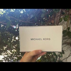 Michael Kors Met Center Stripe Leather Wristlet BNWT
